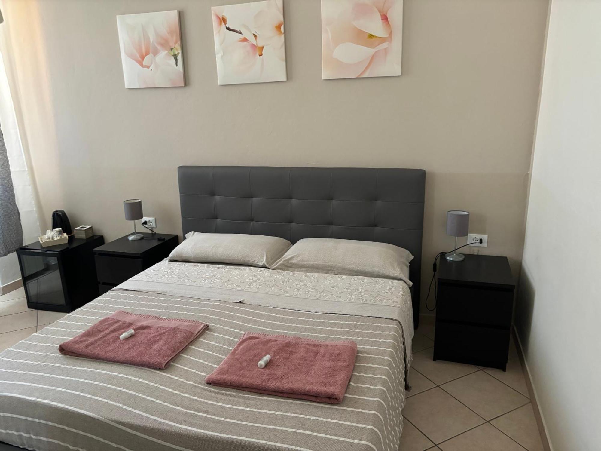 Affittacamere Home&Stazione Bolonia Exterior foto